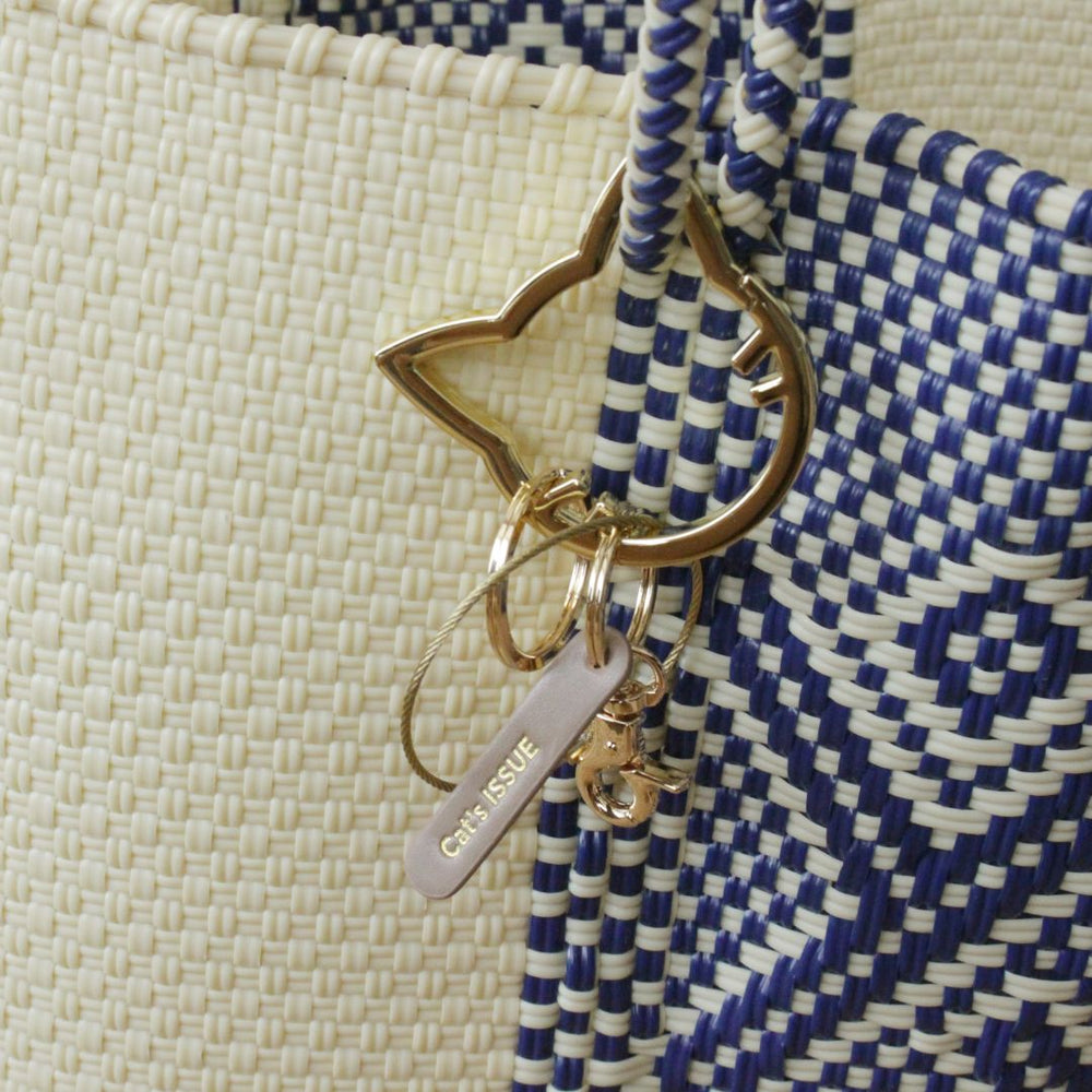 Ｉ83 デニムリメイク キーリング付き ポーチ ♡ ネコ CAT I83 デニムリメイク キーリング付き ポーチ ♡ ネコ CAT - メルカリ