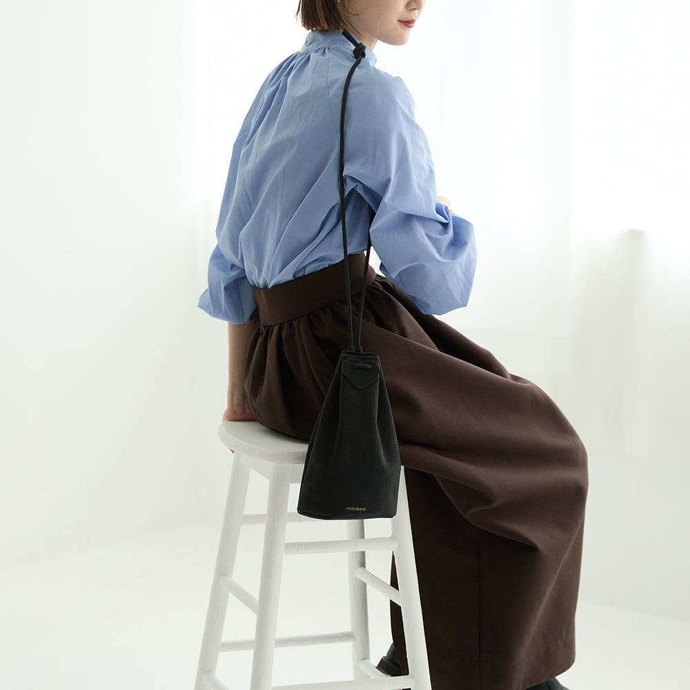 HASHIBAMI【Ha-2504-104 スエード ボンサック ポシェット】 ブラック