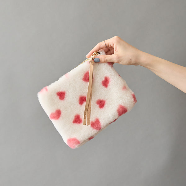 ◆CORRECT限定◆HASHIBAMI【Ha-2506-801 柄ムートン ポーチ】ホワイト