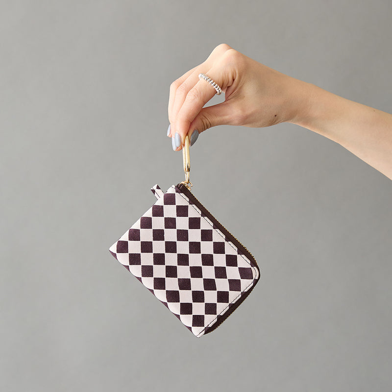 ◆CORRECT限定◆HASHIBAMI【Ha-2506-811 チェック柄 ハーフジップウォレット】チェリー