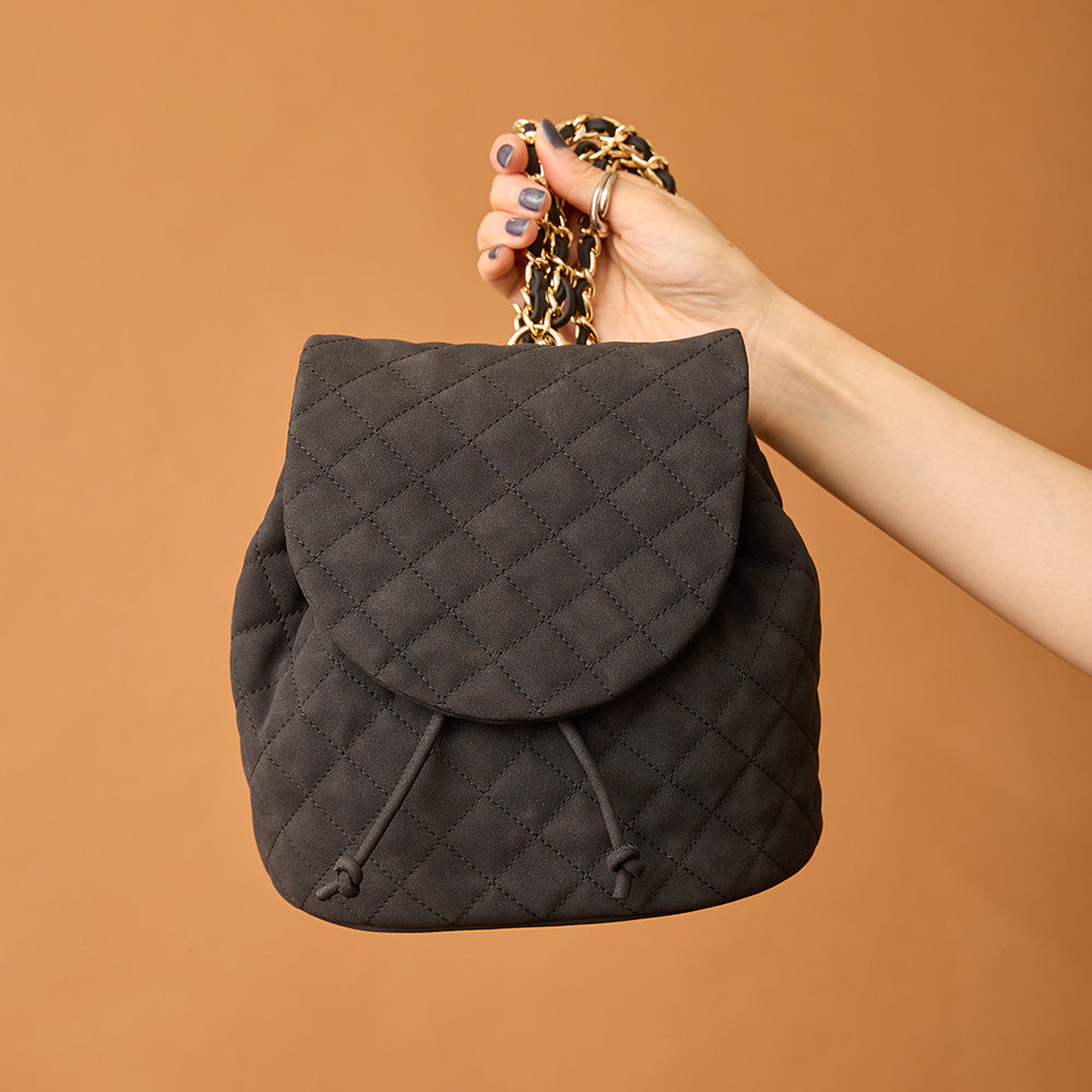 HASHIBAMI【Ha-2502-301 スエードキルティング ミニリュック】ブラック