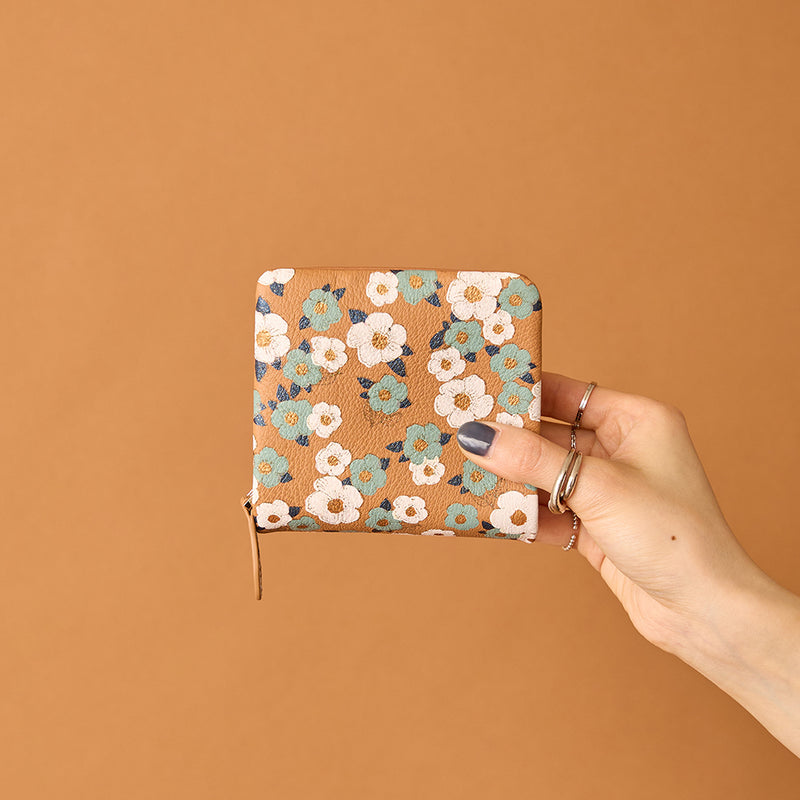 ◆CORRECT限定◆HASHIBAMI【Ha-2502-207 フラワープリント ハーフウォレット】チャイ