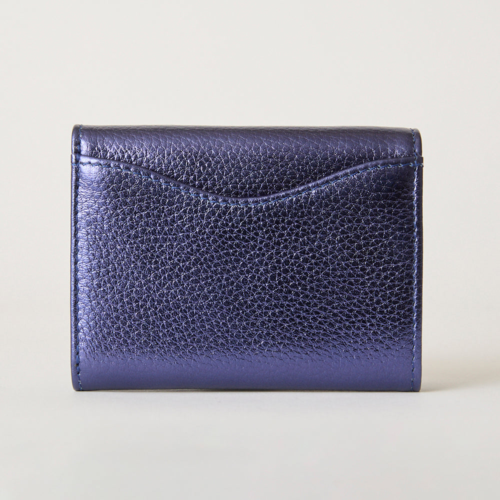 Ha-1706-410_MID_NIGHT_I-