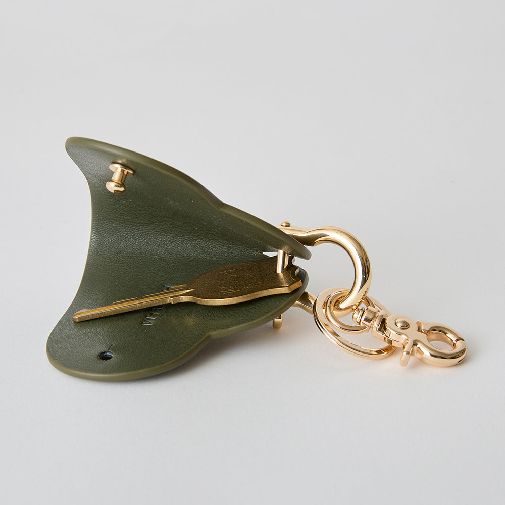 HASHIBAMI 【Ha-2307-220 ハート型 スマートキーリング】オリーブ