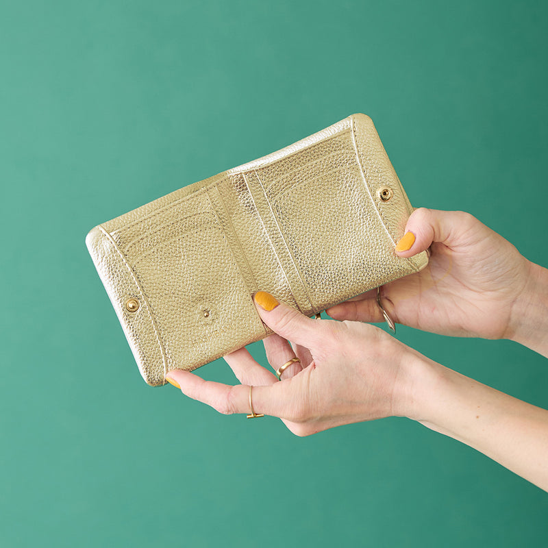 HASHIBAMI【Ha-2407-502 スモールフラワー ハーフウォレット】ゴールド