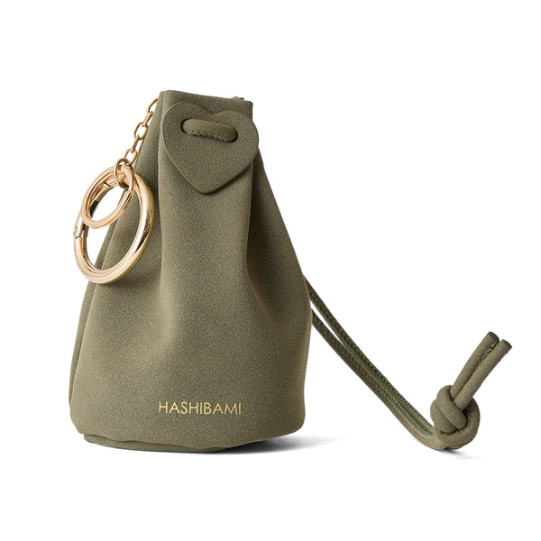 ◆CORRECT限定◆HASHIBAMI 【Ha-2410-317 スエード ボンサックチャーム】カーキ