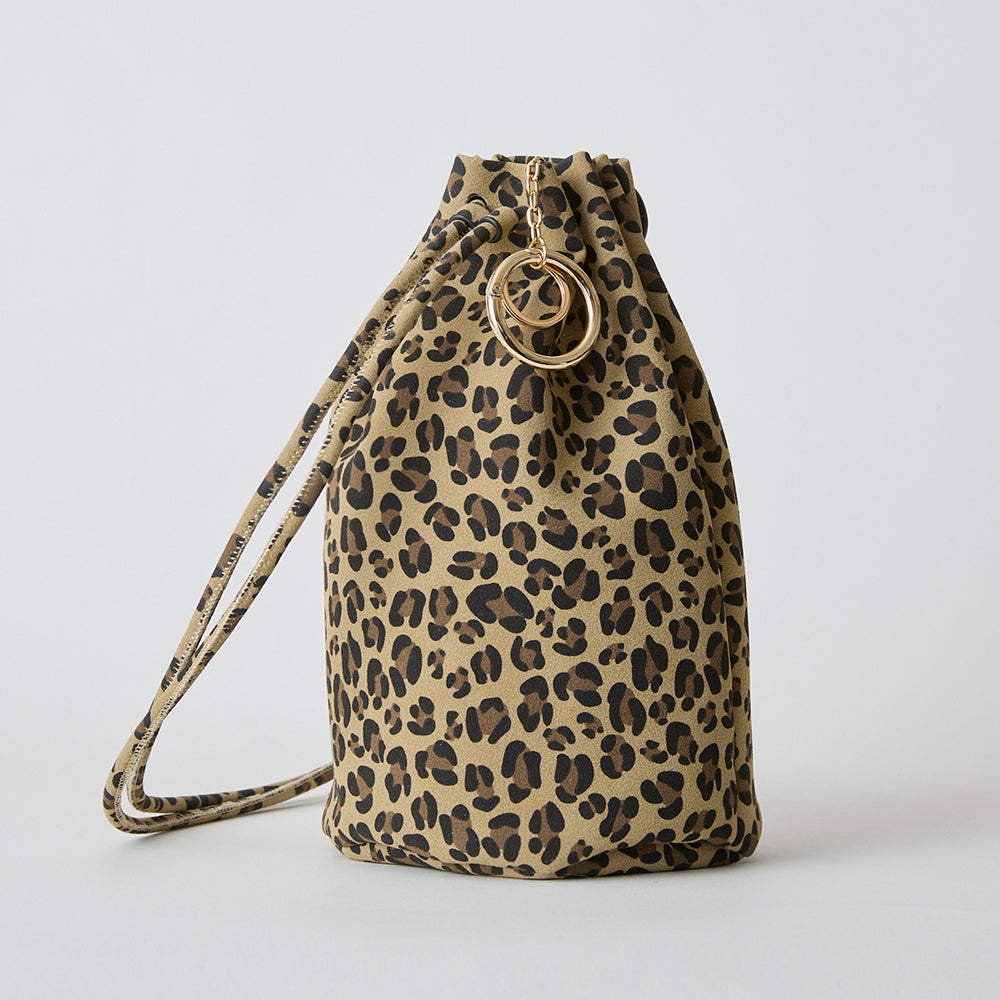 HASHIBAMI【Ha-2504-105 スエード レオパード ボンサック ポシェット