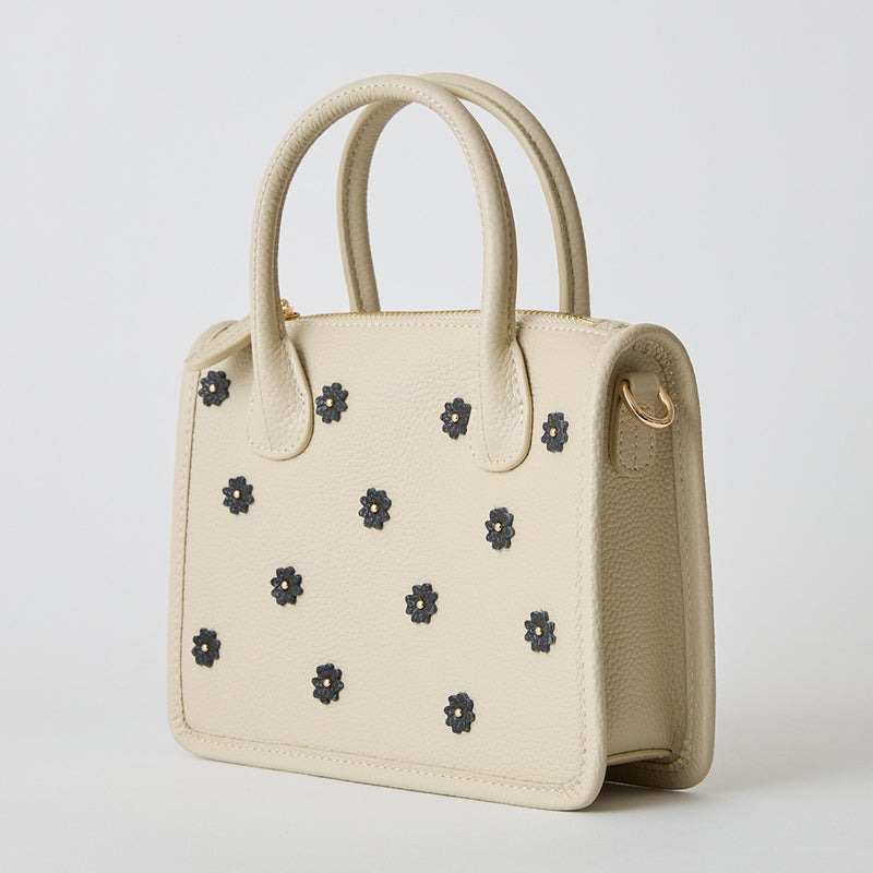 ◆CORRECT限定◆HASHIBAMI【Ha-2504-112 スモールフラワー ポシェット】エクリュ