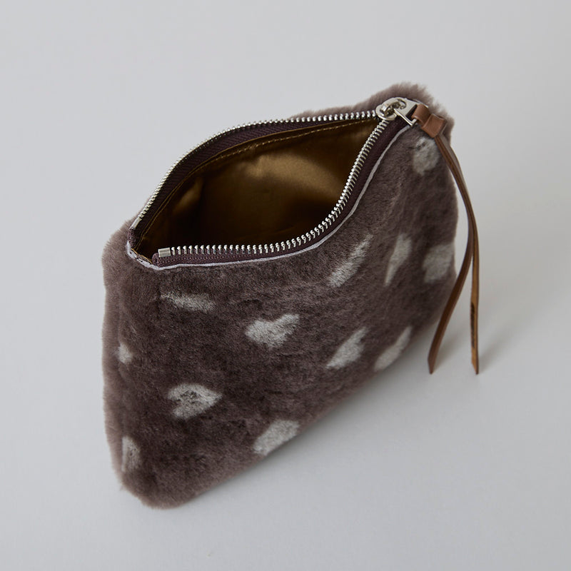 ◆CORRECT限定◆HASHIBAMI【Ha-2506-801 柄ムートン ポーチ】ダークブラウン