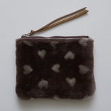 ◆CORRECT限定◆HASHIBAMI【Ha-2506-801 柄ムートン ポーチ】ダークブラウン