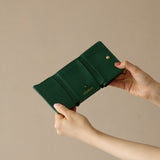 《予約商品》HASHIBAMI 【Ha-2509-606 スモールフラワー ミニウォレット】ボトルグリーン