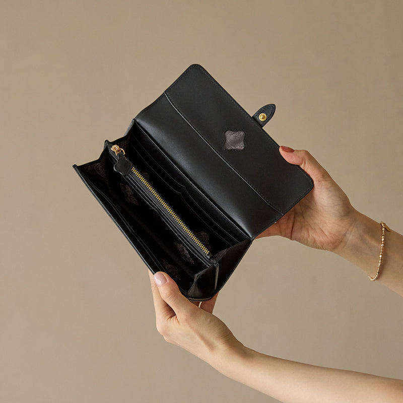 《予約商品》HASHIBAMI【Ha-2509-605 フラワーバックル ロングウォレット】ブラック