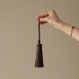 HASHIBAMI【Ha-2509-613 天然石レザータッセルチャーム】ダークブラウン