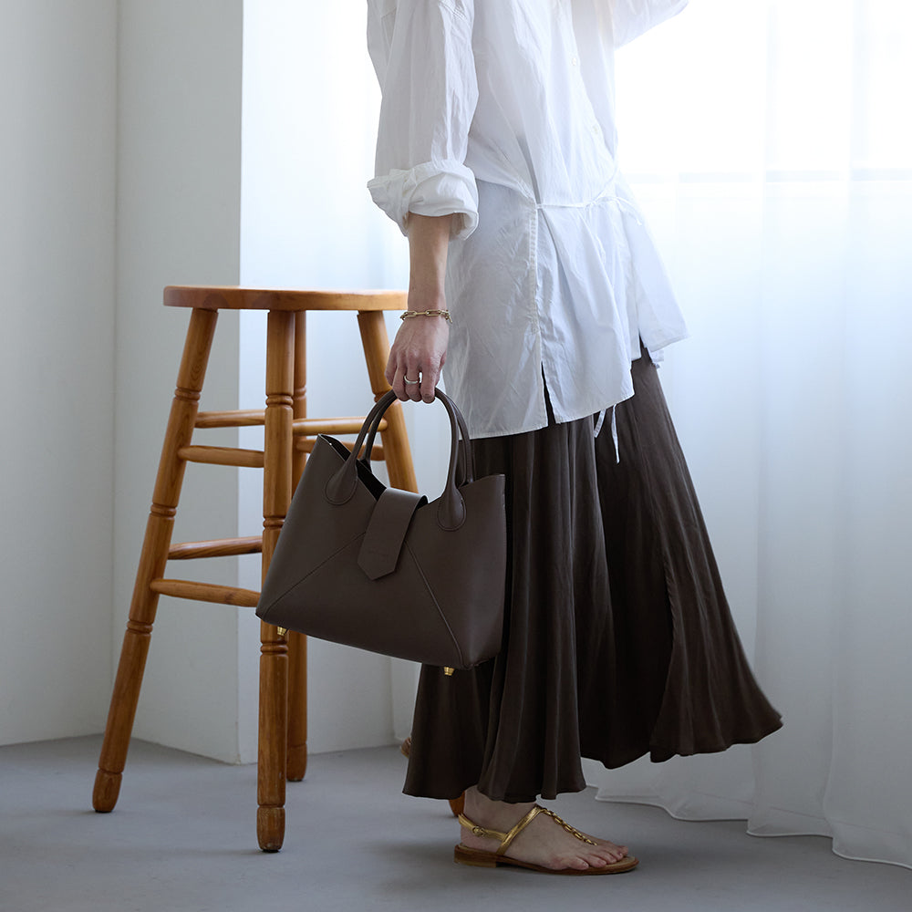 HASHIBAMI【Ha-2504-100 フェズ ハンドバッグ】トープ – CORRECT