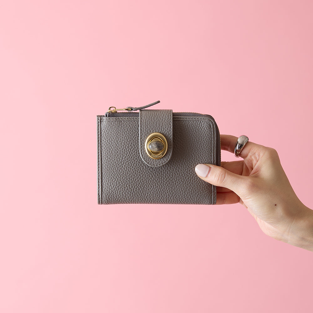 HALF WALLET – CORRECT Official Online Store