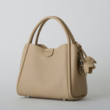 murir【MUR25007 フラワーチャーム付き2WAYショルダーバッグ】ベージュ