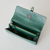 《予約商品》HASHIBAMI【Ha-2509-605 フラワーバックル ロングウォレット】ボトルグリーン