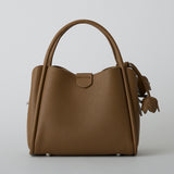 murir【MUR25007 フラワーチャーム付き2WAYショルダーバッグ】ブラウン