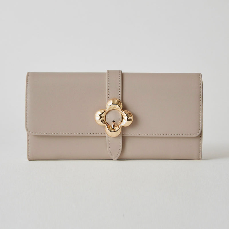 《予約商品》HASHIBAMI【Ha-2509-605 フラワーバックル ロングウォレット】グレーベージュ