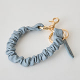 HASHIBAMI【Ha-2509-609 クシュクシュ レザー ハンドストラップ】ペールブルー