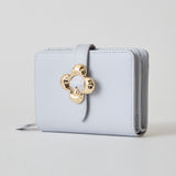 HASHIBAMI【Ha-2407-500 フラワーバックル 二つ折りウォレット】サルビアブルー